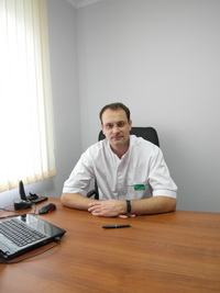 Игнатов Михаил Михайлович, главный врач, стоматолог-ортопед